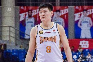 没有存在感！张宁半场1中0无有效数据 3犯&正负值-13