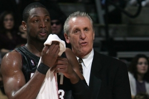 韦德：莱利的管理有时有些小家子气 但总体来说他比任何人都出色