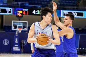 体育画报：建议国王在42顺位选杨瀚森 这种天才球员不容错过