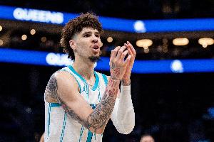 美记：一名潜力乐透秀拒绝试训黄蜂 因为他讨厌三球