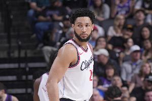 西蒙斯“下一篇章”的赔率：留快船居首 做播客&打游戏等选项在列