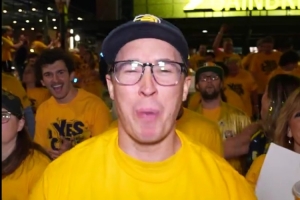 拖入抢七！步行者球迷赛后疯狂庆祝：还剩一场&步行者7场拿下