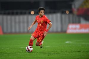 西海岸后卫宋博为租借青岛红狮 唐天翼失业近5个月后加盟广东铭途