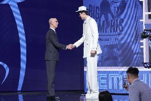 杨瀚森：现在我的腿还有点抖 生日安排是出去吃顿饭