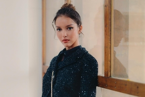 法媒：本泽马将于7月与美女演员结婚 恋情可能开始于金球颁奖典礼