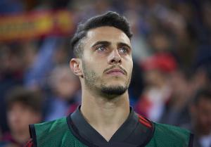 法媒：瓦伦西亚租借＋选择性买断报价埃尔莫索，罗马想要强制买断