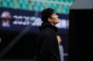 丁彦雨航谈王俊杰：比我刚打国家队时好多了 我那时候老紧张了