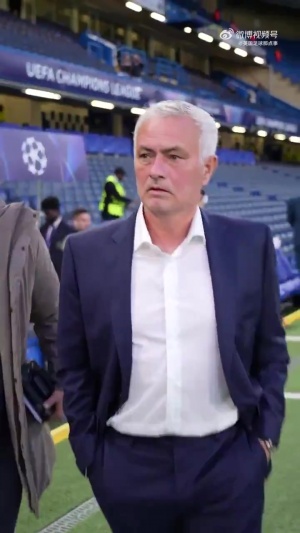 穆帅回到斯坦福桥的松弛感