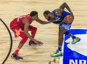 TA对联盟各队大前锋位置深度排名：雄鹿湖人独行侠前三 绿军垫底