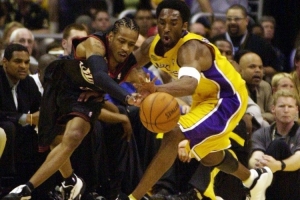 艾弗森：无冠只因输给巅峰OK 我很幸运自己已经是75大巨星