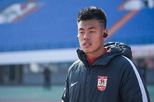 距保级区2分！谭龙：我们还有三场球的机会，我觉得还有希望