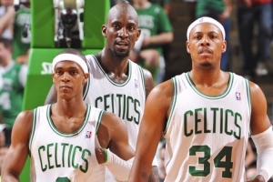 隆多：和超巨搭伙时会尽量给他们减负 他们只需专注于盖帽或得分