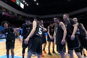 全运会U18男篮1/4决赛-朱正22分5板3助 上海队击败北京队