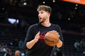 奶一口！阿德尔曼：申京的比赛赏心悦目 他是NBA最出色的球员之一