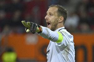 德国一门！霍村35岁门将鲍曼解锁德甲500场里程碑，是历史第14人