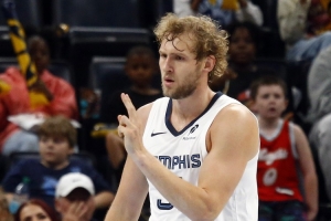 又伤了一个？灰熊官方：兰代尔颈部酸痛 本场不会回归