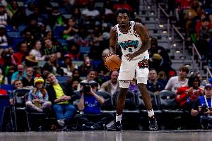 本赛季仅小文斯·威廉姆斯&约老师 多次达成单场至少15次助攻表现