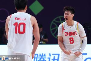 记者对比世预赛&亚洲杯中韩大战：赵睿和王俊杰有多重要不言而喻