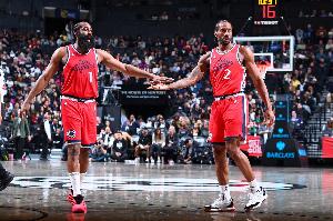 能否培养卡登外的进攻开发能力？卢：当然可以 祖巴茨也常被包夹