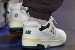 今天是NB！库里入场穿搭 上脚Aime Leon Dore x New Balance 550s