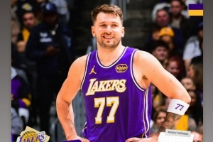 场均37.3分8.7板10.3助获得周最佳！拉拉维亚转发东契奇海报