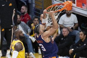 路威：狄龙是那种你最不希望看到他爆发的球员 他会喋喋不休