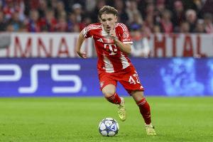 图片报：纽卡斯尔、阿贾克斯和法兰克福等曾想挖17岁拜仁小将卡尔