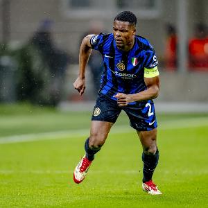 今年俱乐部和国家队参与20球，罗马诺：顶级俱乐部仍有意邓弗里斯