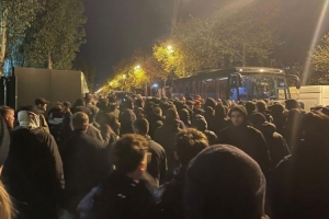 队报：受袭击球员已发起指控，司法部门介入调查尼斯球迷暴力事件