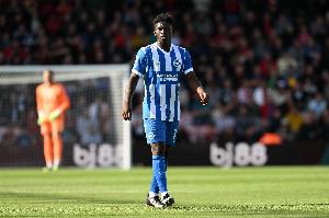 记者：拜仁考虑引进巴莱巴顶替格雷茨卡，布莱顿要价约8500万欧