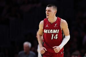 希罗下半场没得分！斯波：或许我本能做得更好 为他创造更多空间