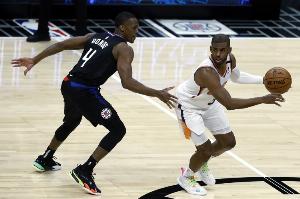 皮尔斯：不认为保罗不可执教 隆多也经常不执行老里的战术