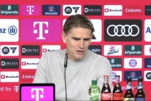 弗罗因德：高兴为后诺伊尔时代做好准备 冬窗要谨慎对待球员动态