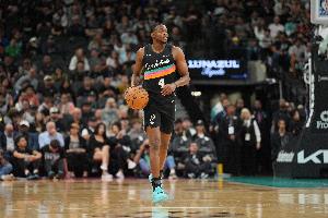 马刺不敌骑士遭遇本赛季对阵东部球队首败 此前6胜0负