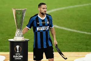 丹布：齐沃睿智谦逊能传递蓝黑精神，这支国米踢得很成熟