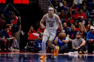 首节5中0得两分3助 里夫斯：我开局阶段表现糟糕 我需要做得更好