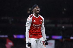 邮报：阿森纳10名球员赛前会一起祈祷、研读《圣经》，获得动力