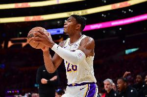 依旧高效！八村塁11投5中&三分7中3 拿到13分7篮板但正负值-15