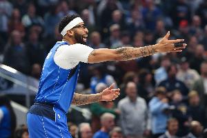 侠记：当有稳定的控卫发挥且浓眉打五时 球队会变得完全不同