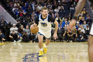 科尔：我意识到斯潘塞就是那个狠角色 这一点已经很明显了