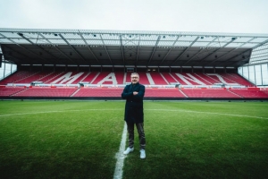 官方：美因茨任命前柏林联主帅费舍尔为球队主教练，签约至2028年