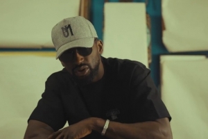 广州恒大旧将J马最新单曲A Solas，听着还不错