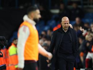 英媒：萨拉赫事件中，利物浦高层支持斯洛特，认为主帅有战术自主