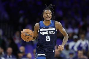 外线投射不错！海兰德替补16分钟拿到14分3助 三分6中4