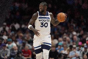 难阻失利！兰德尔11中7拿到21分8助 三分4中2