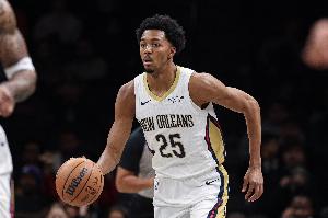 还未找到手感！墨菲半场12中4得9分1板2助1断1盖帽