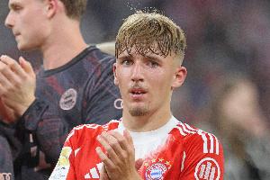 卡尔：从凯恩、基米希身上学到很多，和他们配合非常有趣