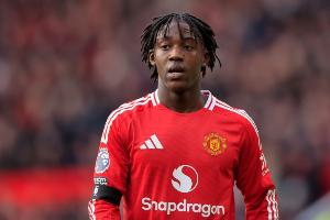 佩杜拉：那不勒斯重新联系曼联追求梅努，奇克和卢卡互换并不属实