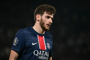 克瓦拉茨赫利亚：我们对平局不满意，即便是客场我们也想取胜