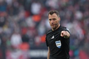 米体：国米0-1利物浦的主裁兹瓦耶有参与假球前科，曾被禁赛6个月